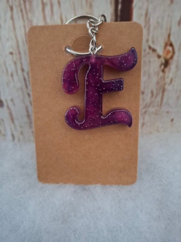 bijoux-talisman-surprise-finition-soigné-charmant-époxy-cadeaux-couleurs-002 E en Élégance