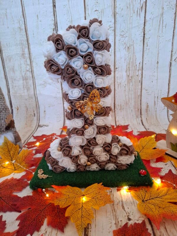 chiffre-personnalisation-baptemes-plexi-support-design-elegant-realisation-manuelle-004 Création personnalisable Timaiika, chiffre fleuri en tons neutres, idéale pour baptêmes, anniversaires ou événements naturels.